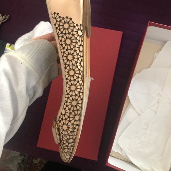 Used Ferragamo beige flat shoes - Picture 4 of 8